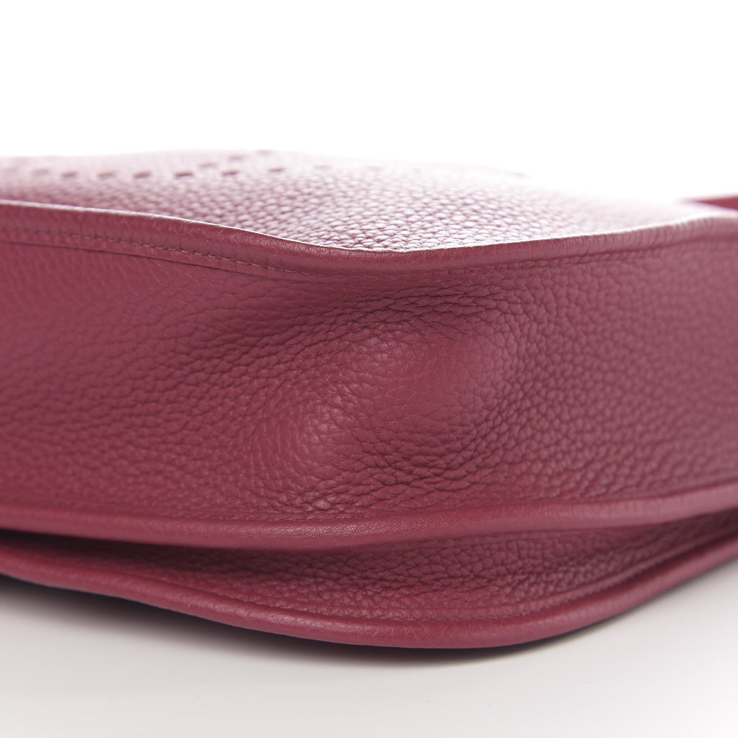 Taurillon Clemence Evelyne III PM Rubis