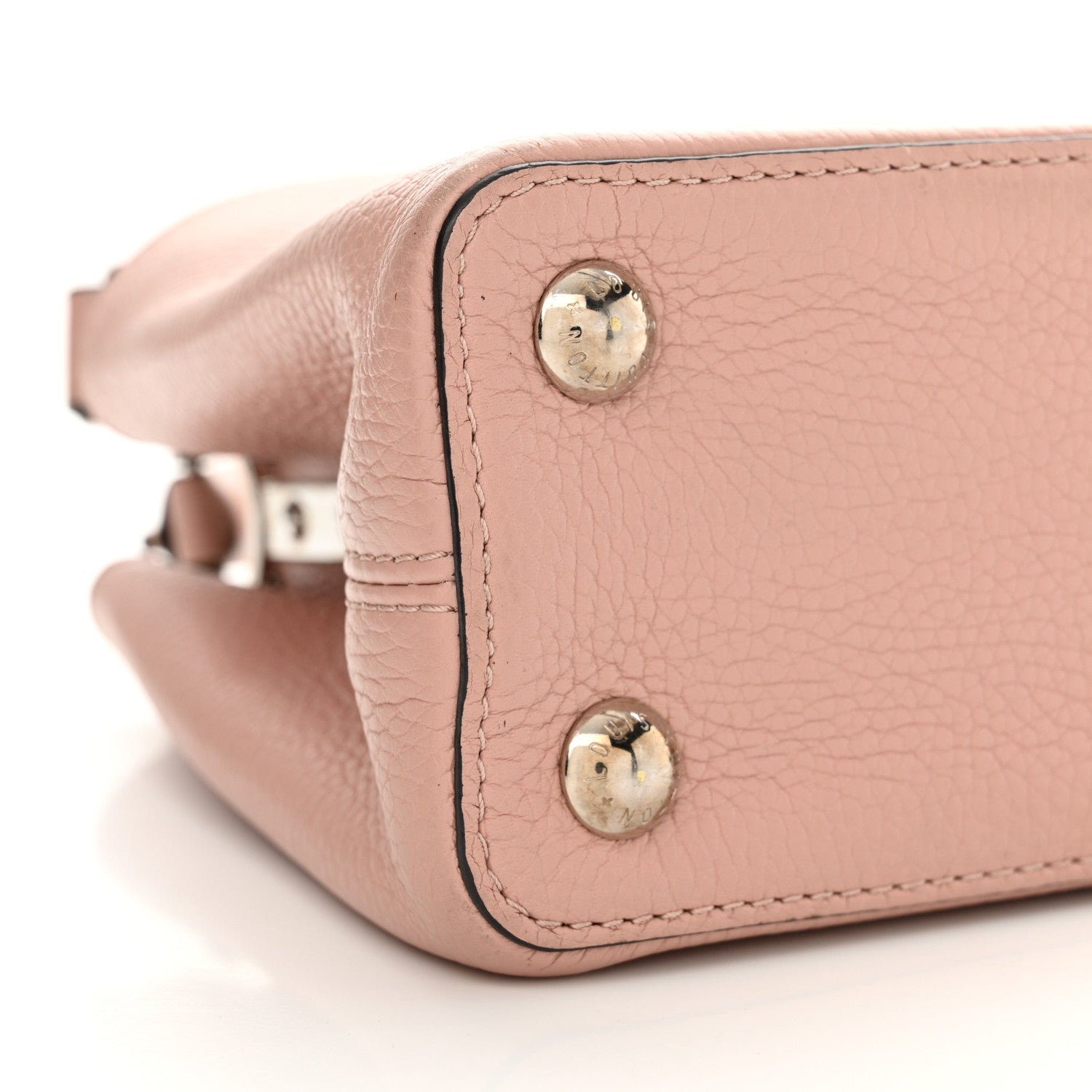 Louis Vuitton Taurillon Capucines BB Magnolia 9 of 15