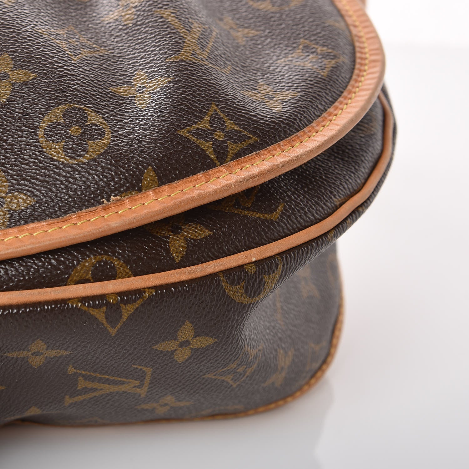 Louis Vuitton Monogram Menilmontant MM 16 of 16