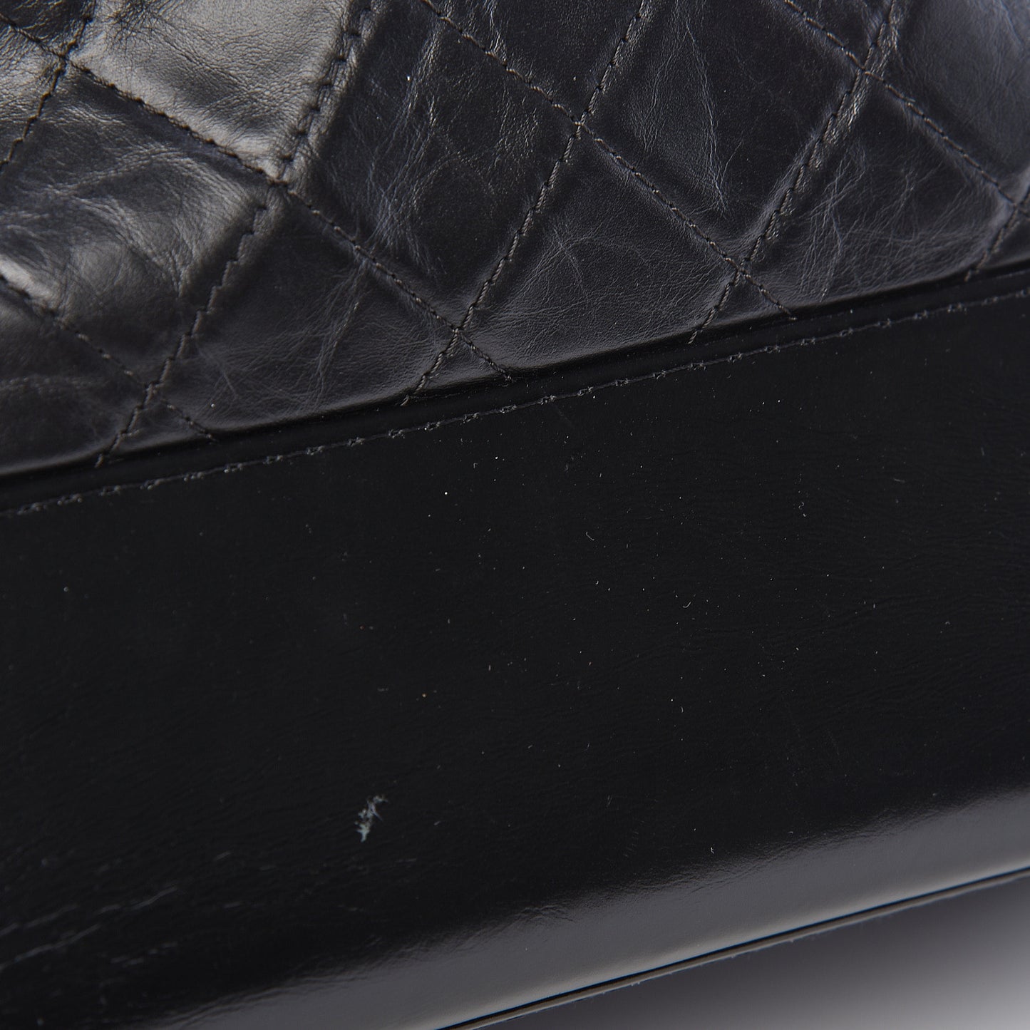 Aged Calfskin Quilted Medium Gabrielle Hobo Black