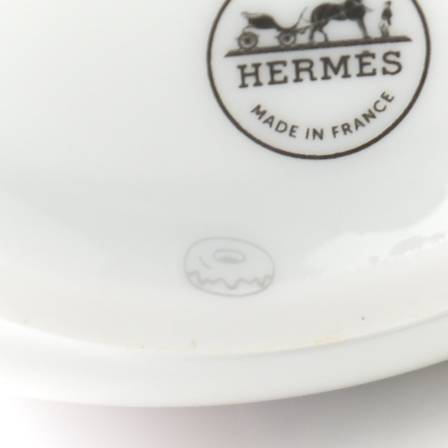 Porcelain Hippomobile Mug Set of 2
