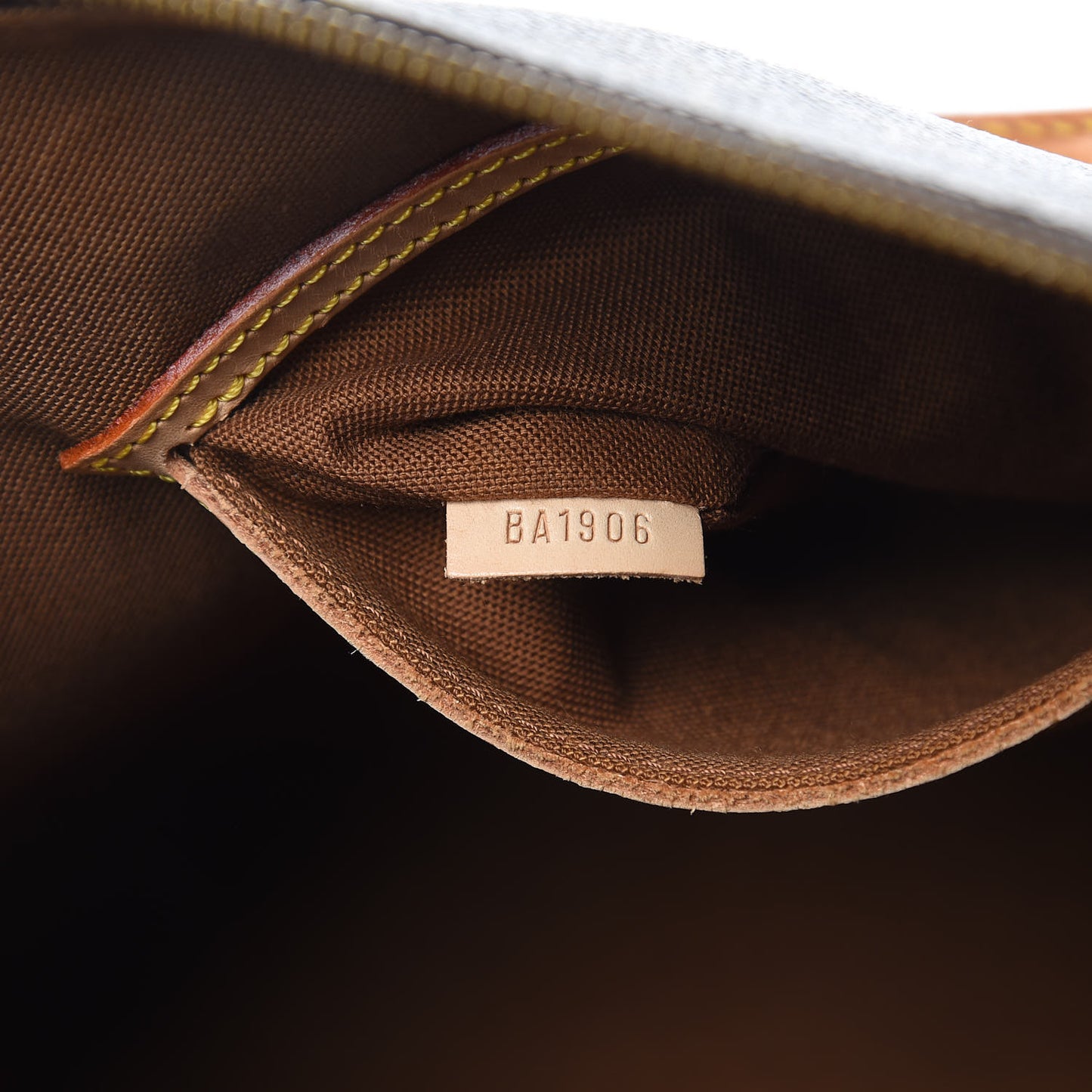 Monogram Alma PM