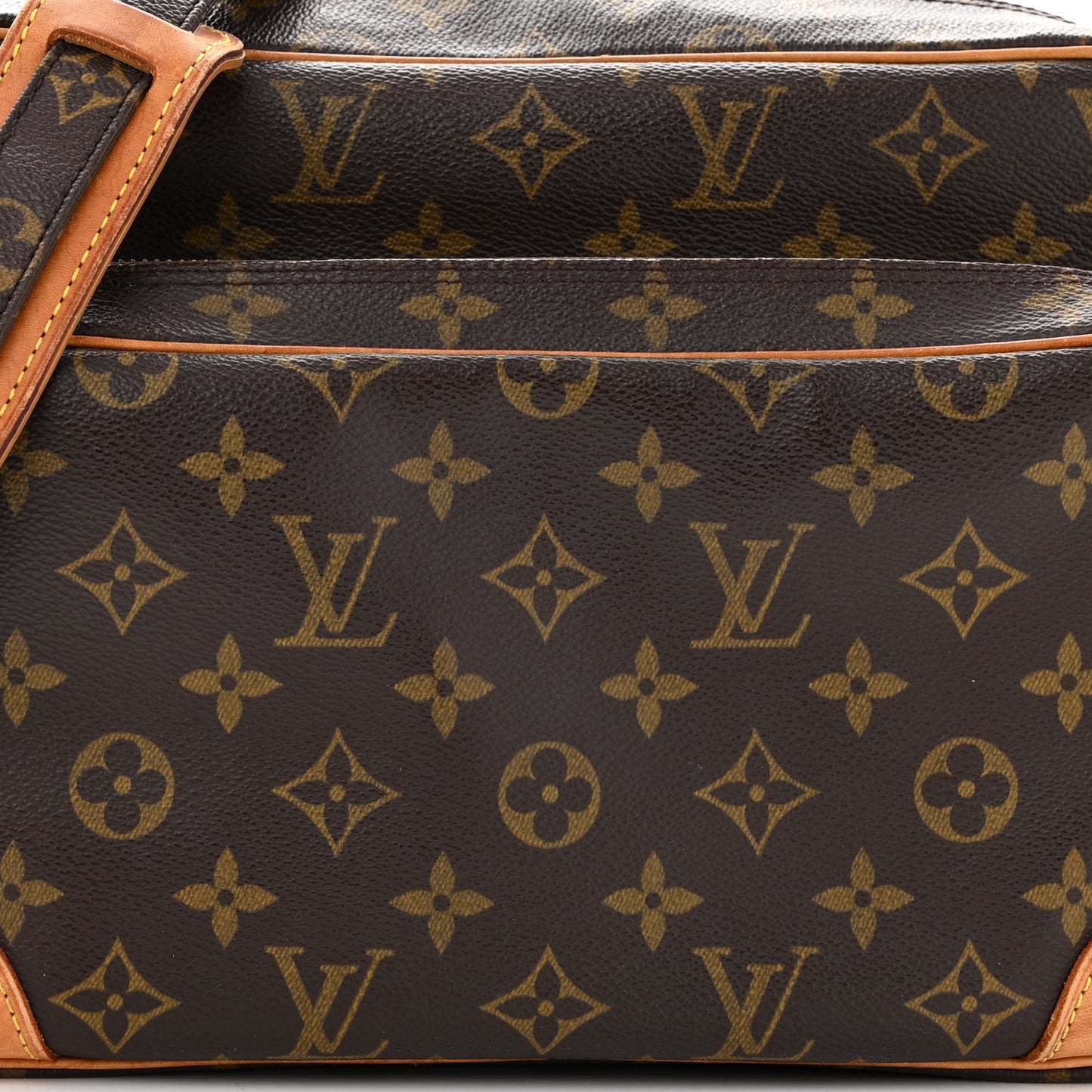 Monogram Nil 28