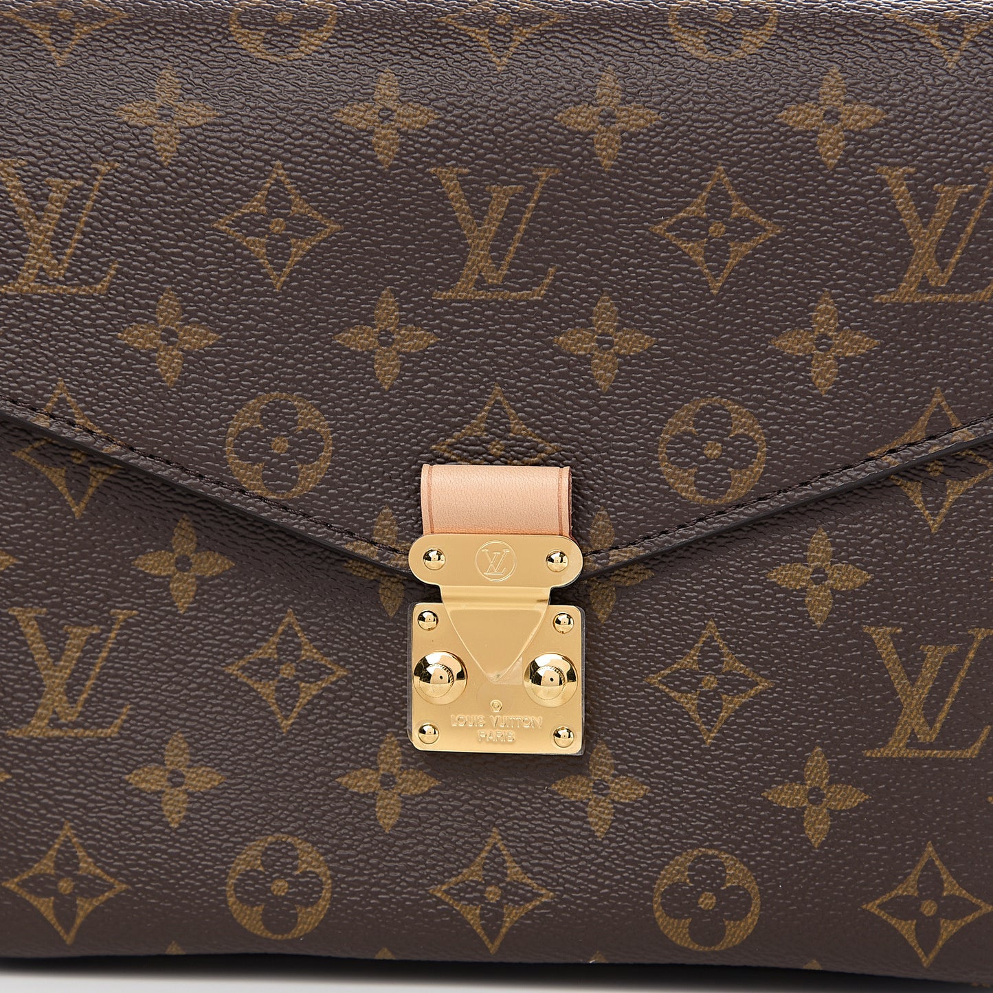 Monogram Pochette Metis