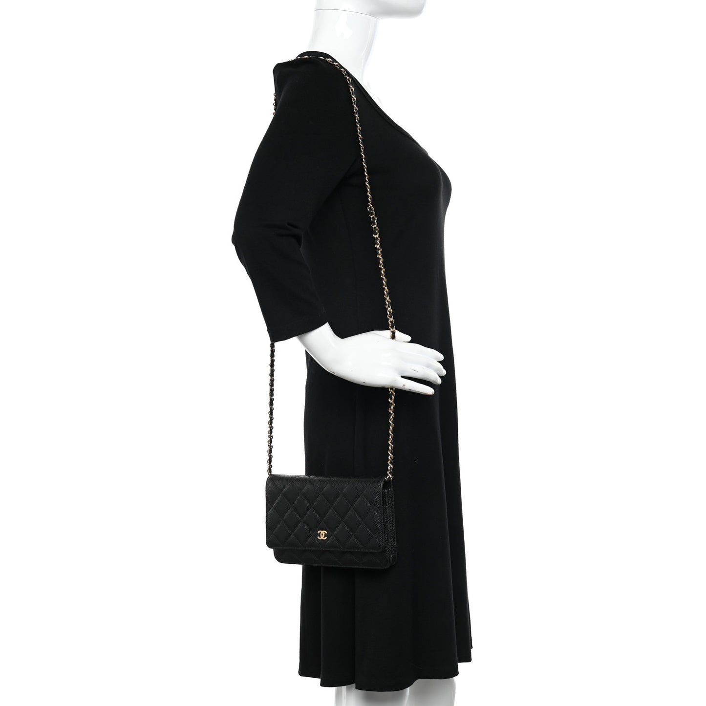 Caviar Quilted Wallet on Chain WOC Black