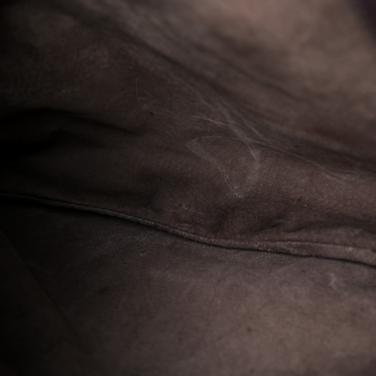 Nappa Intrecciato Medium Veneta Hobo Aubergine