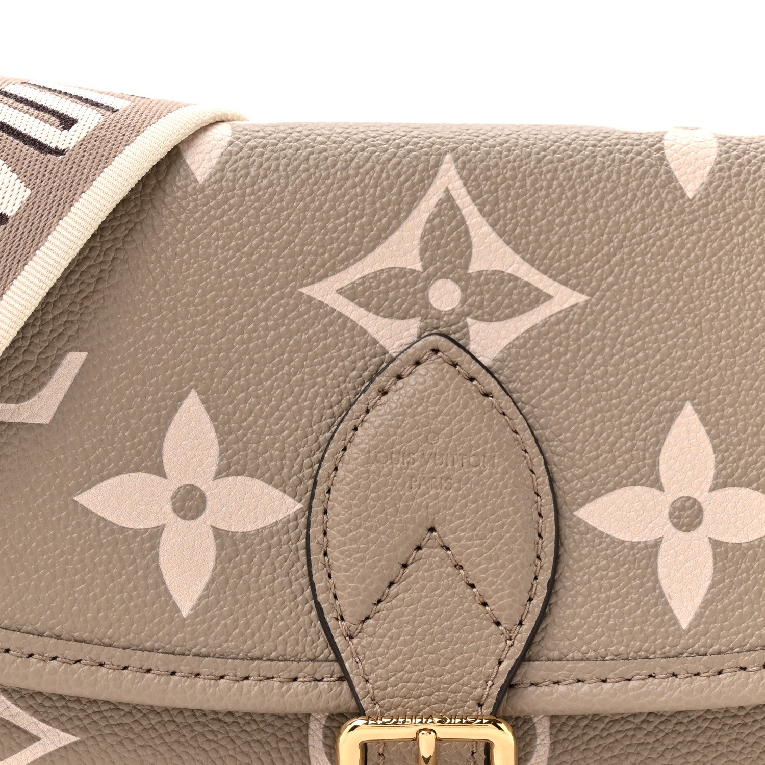 Louis Vuitton Empreinte Monogram Giant Diane Tourterelle Creme 7 of 11