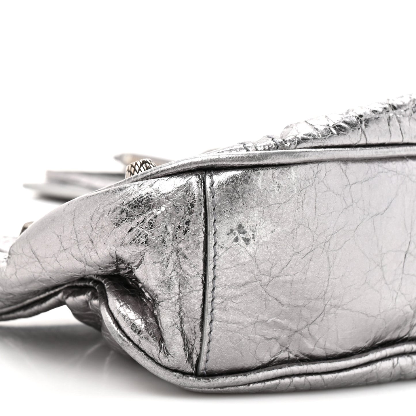 Metallic Agneau Arena Le Cagole Chain Shoulder Bag XS Silver