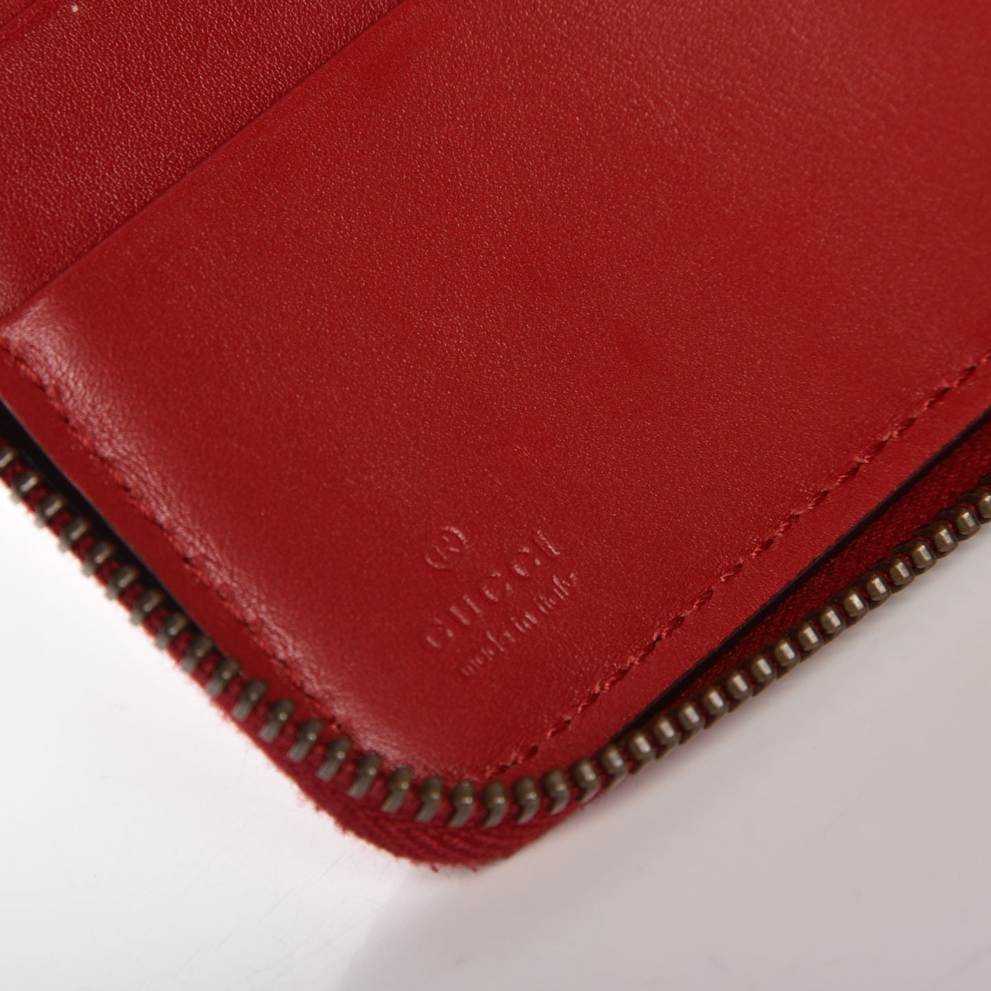 Calfskin Matelasse GG Marmont Zip Around Organizer Wallet Hibiscus Red