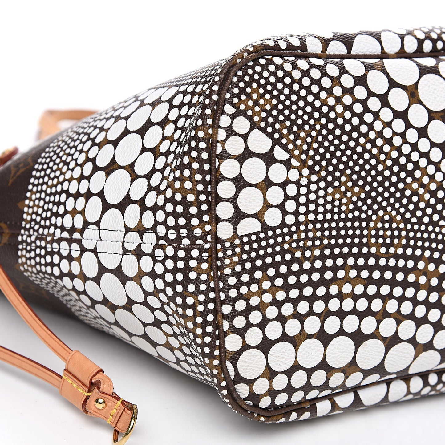 Monogram Kusama Waves Neverfull MM White