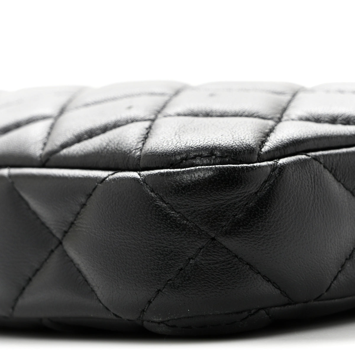 Lambskin Quilted Small Clutch With Chain Black