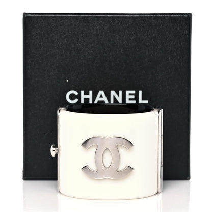 Chanel Resin CC Cuff Black White 6 of 6