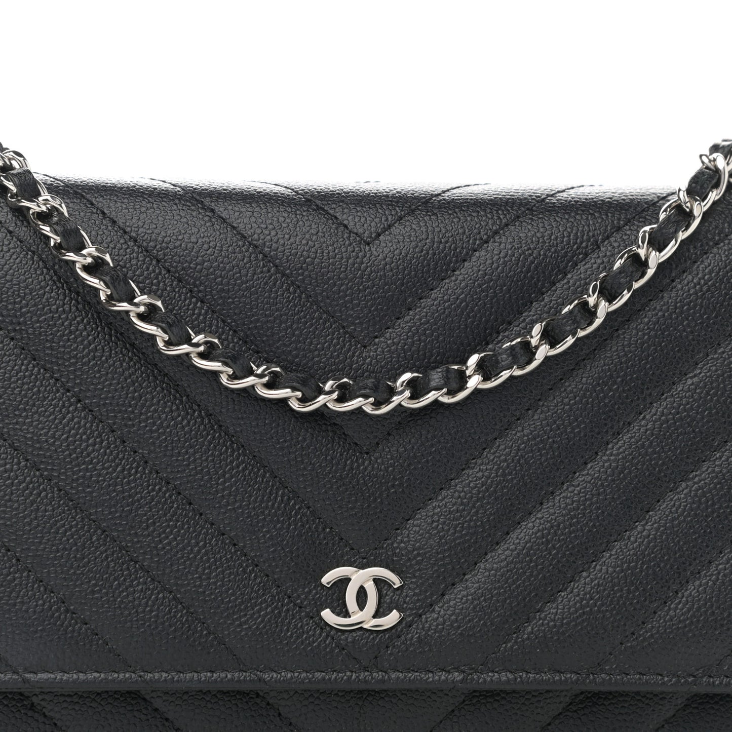 Caviar Chevron Quilted Wallet On Chain WOC Black