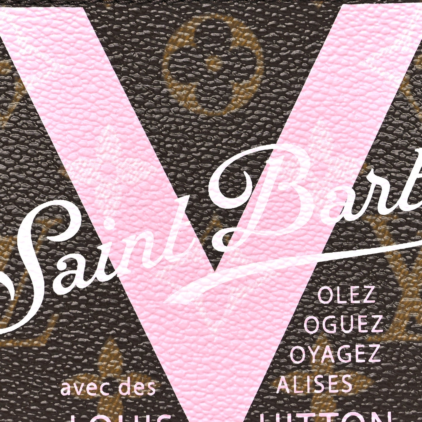 Monogram V Porto Cervo Mini Pochette Accessories Rose Ballerine