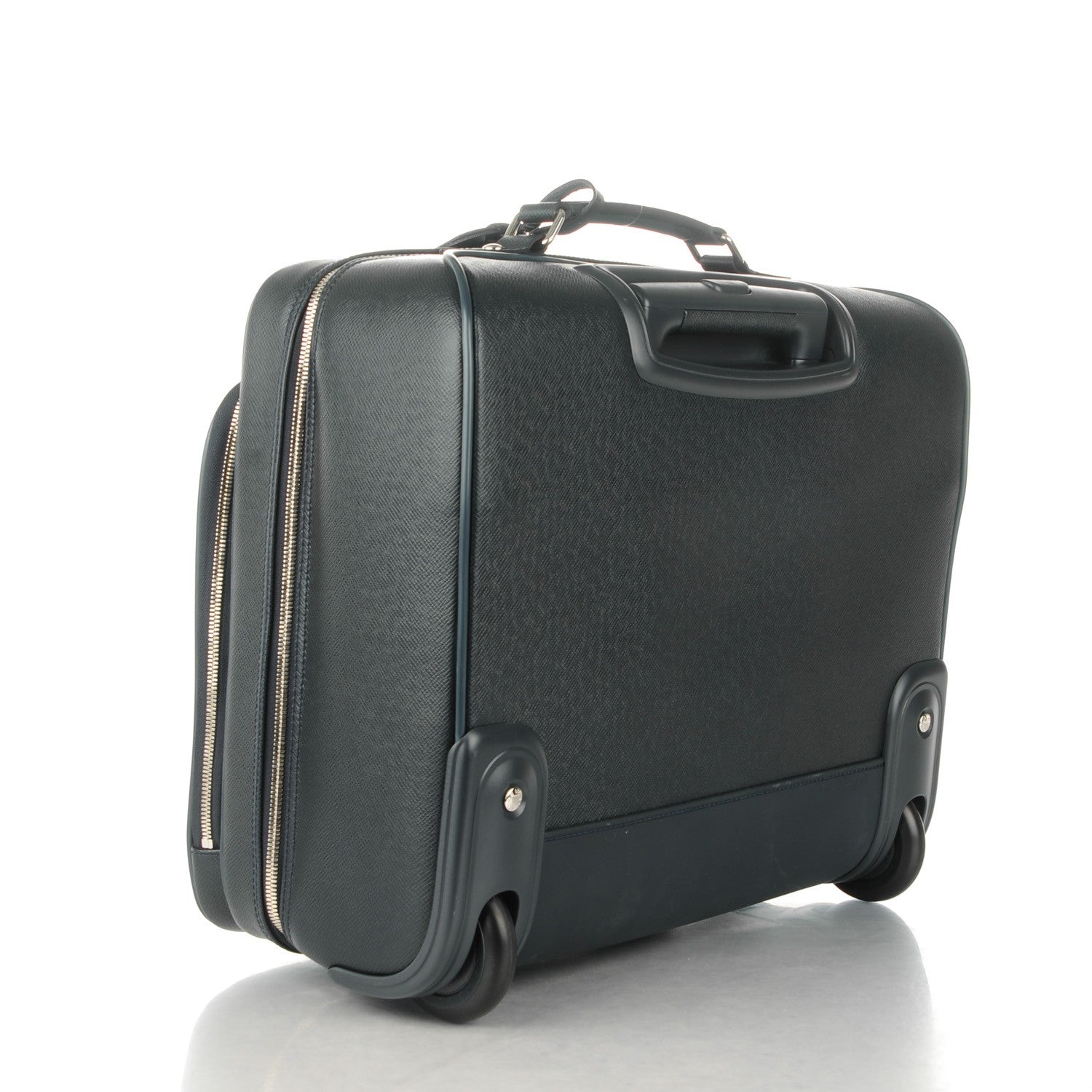 Louis Vuitton Taiga Pilot Case Boreal 3 of 6