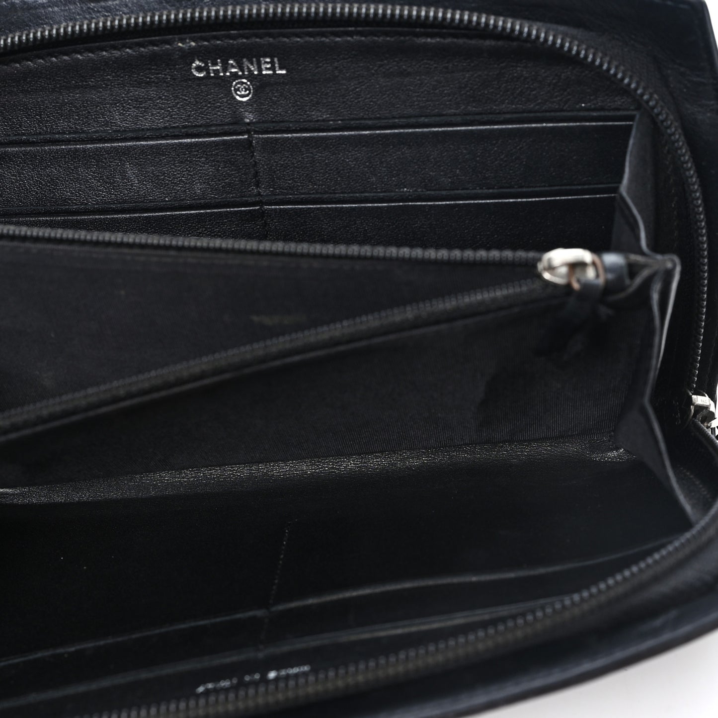 Patent Trousse Maquil Wallet Black