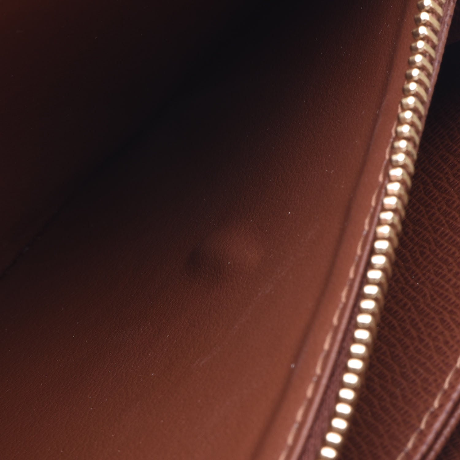 Louis Vuitton Monogram Zippy Wallet 9 of 9
