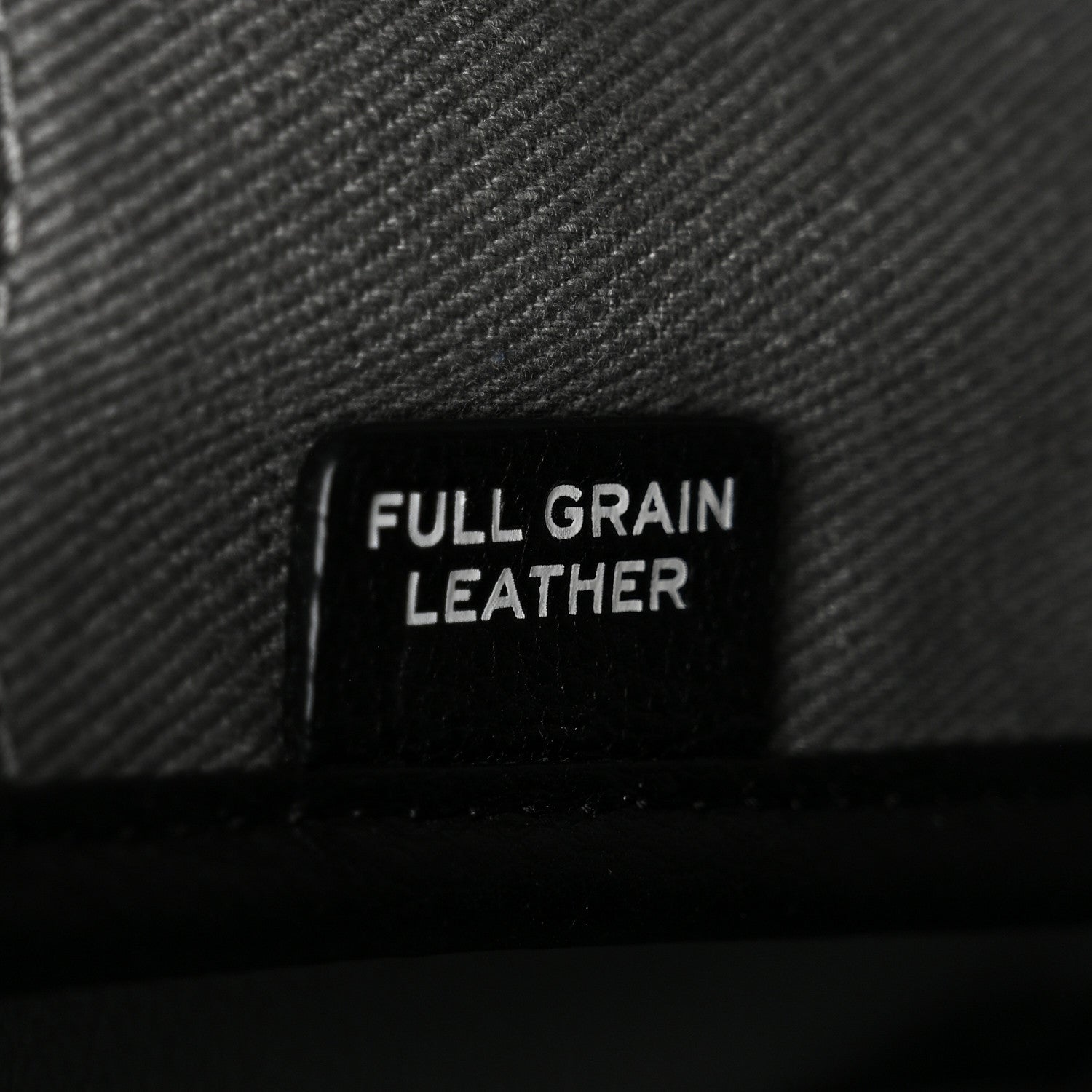 Marc Jacobs Grained Calfskin Medium The Tote Bag Black 7 of 10
