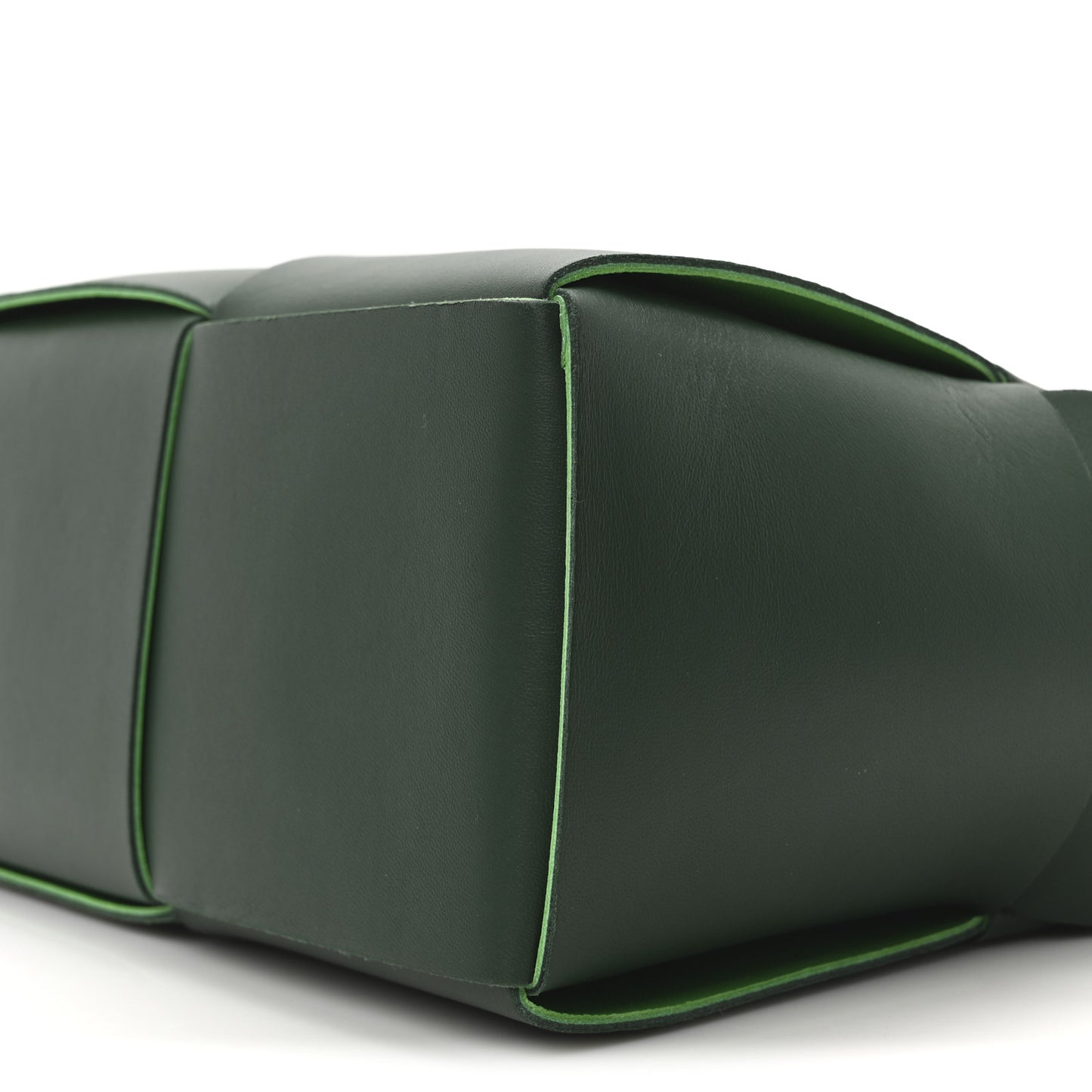Calfskin Maxi Intrecciato Medium Arco Tote Raintree