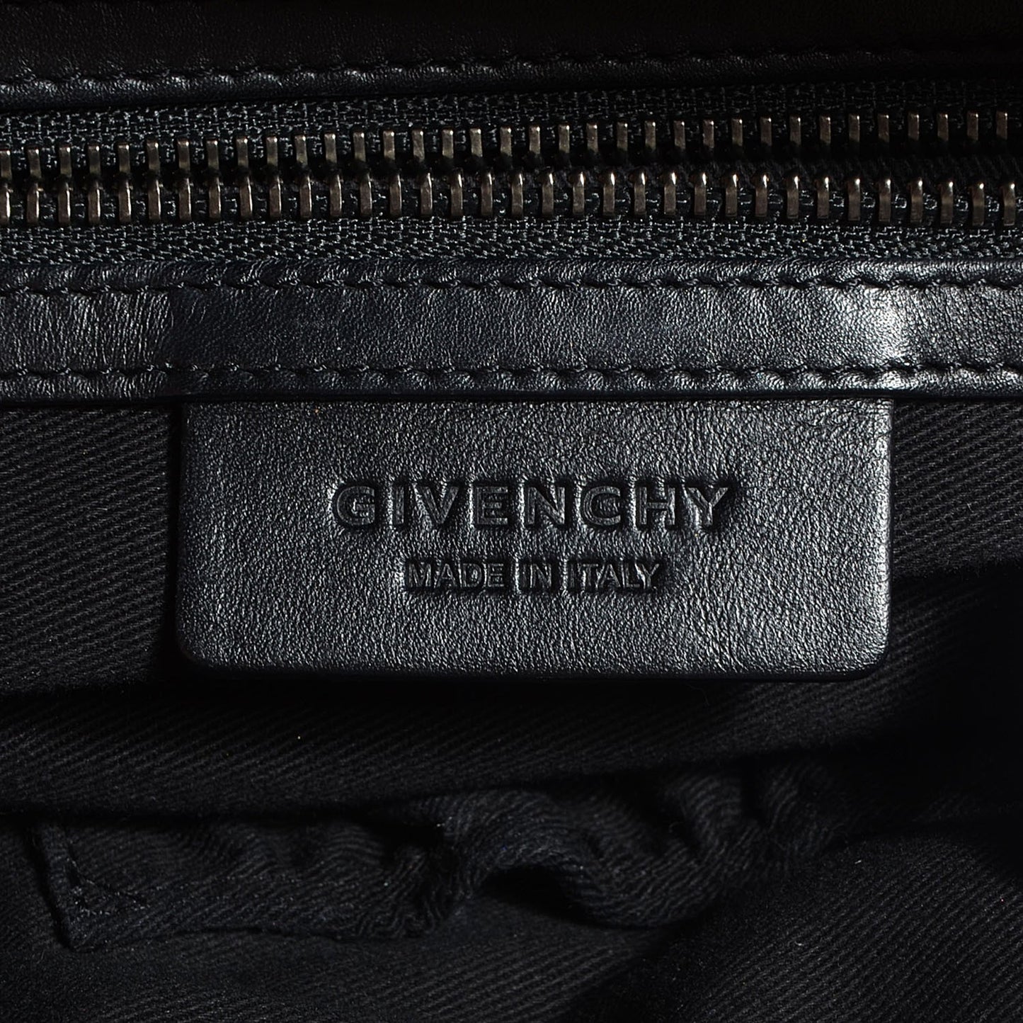 Lambskin Micro Nightingale Black