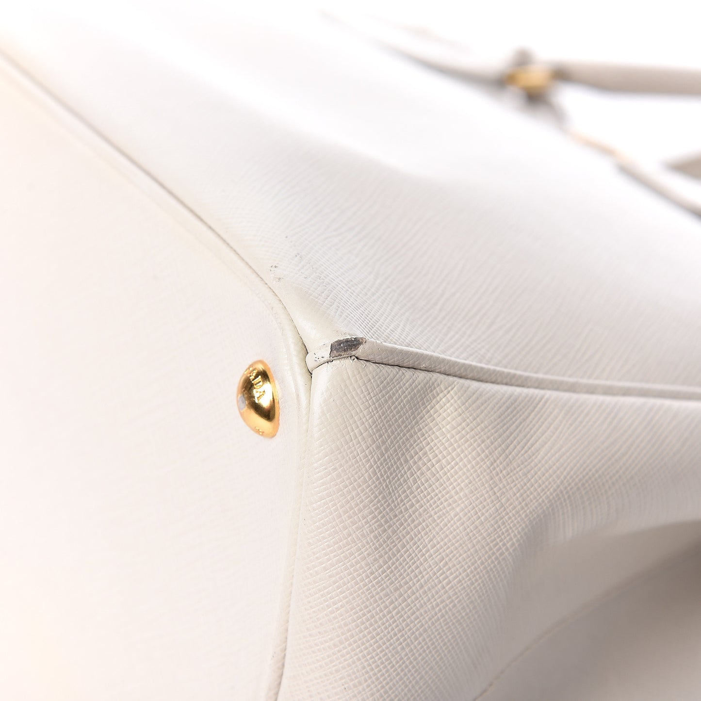 Saffiano Medium Galleria Double Zip Tote Talco