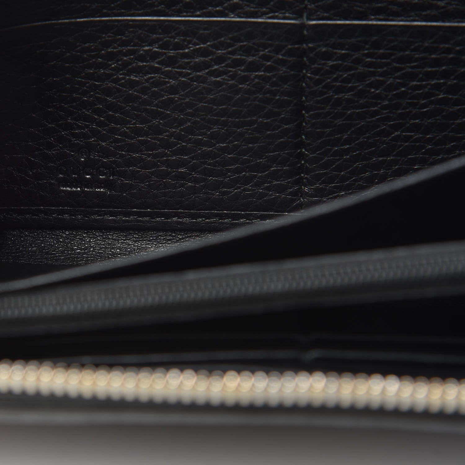 Gucci Pebbled Calfskin Soho Zip Around Wallet Black 5 of 9