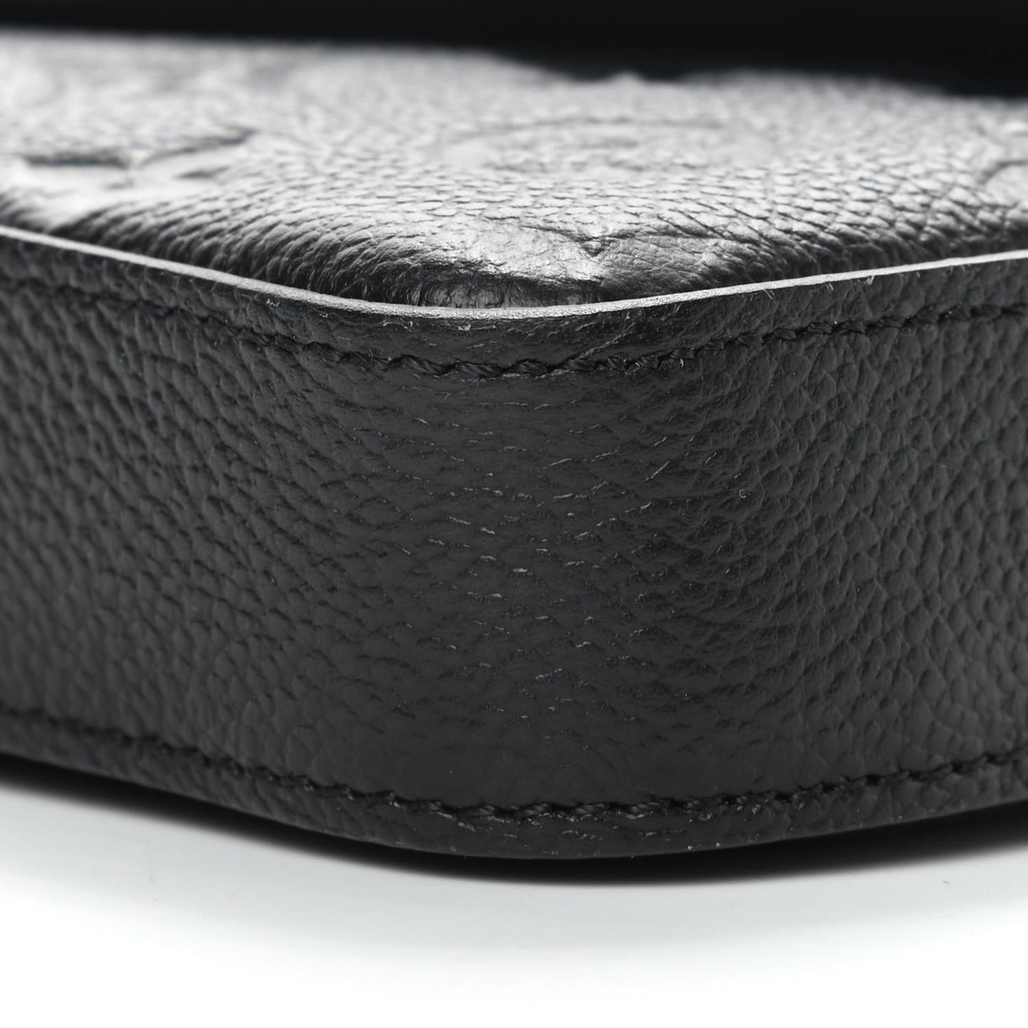 Empreinte Pochette Felicie Chain Wallet Black