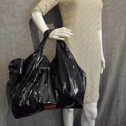 Valentino Garavani Patent Lacca Nuage Hobo Black 2 of 8