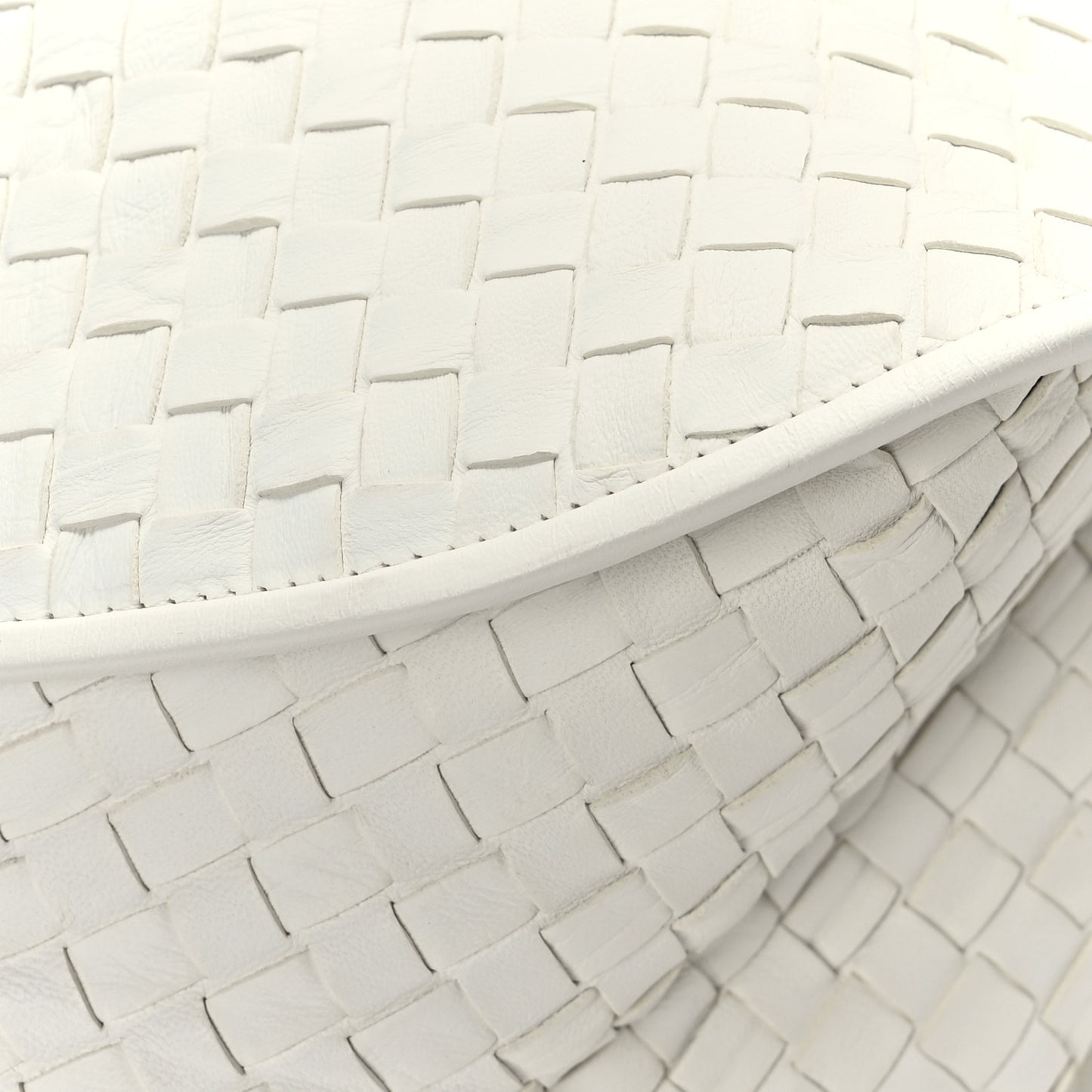 Nappa Intrecciato Hobo White