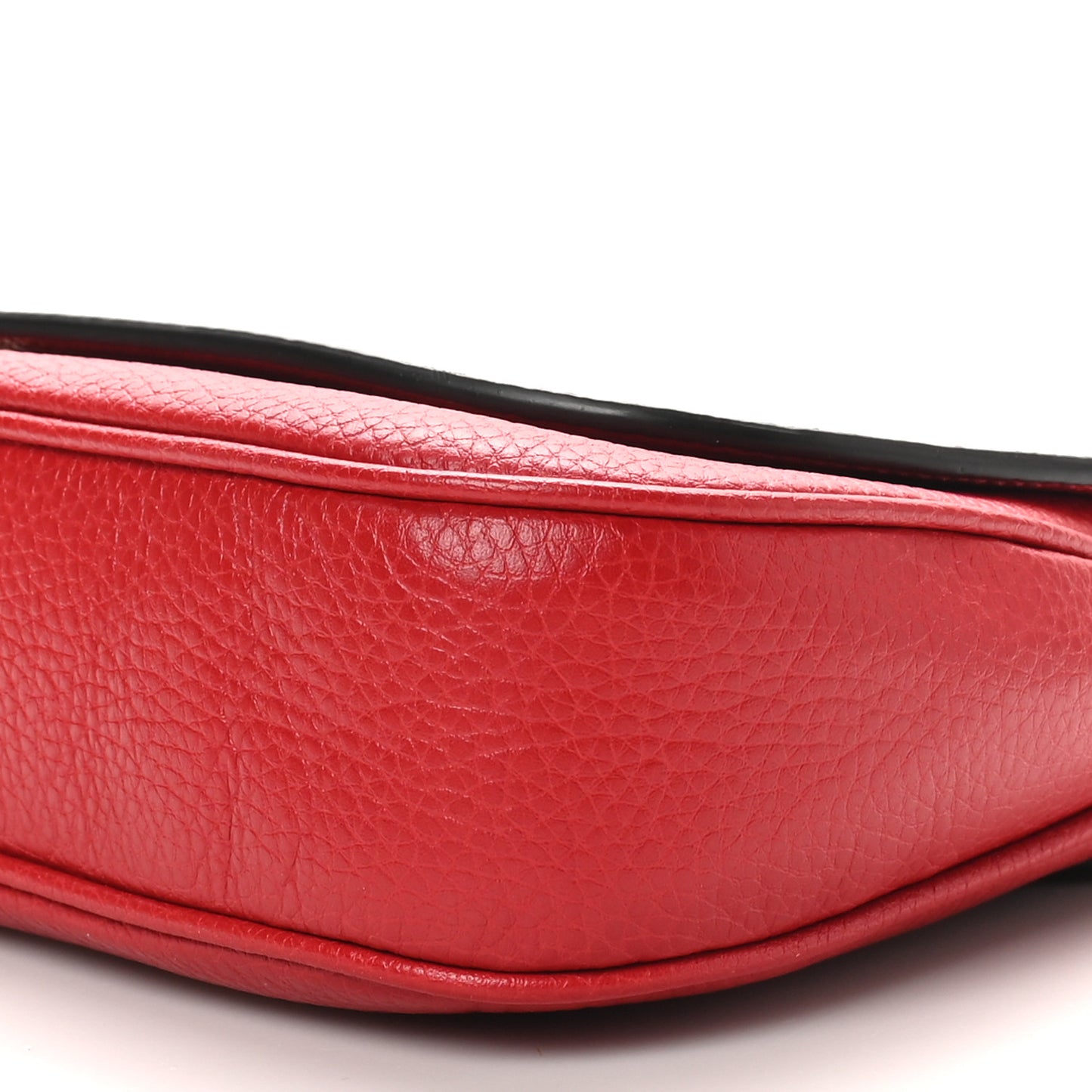 Pebbled Calfskin Medium Soho Flap Crossbody Vibrant Red