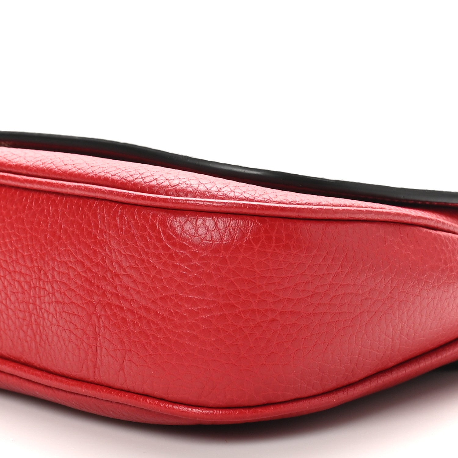 Gucci Pebbled Calfskin Medium Soho Flap Crossbody Vibrant Red 10 of 10