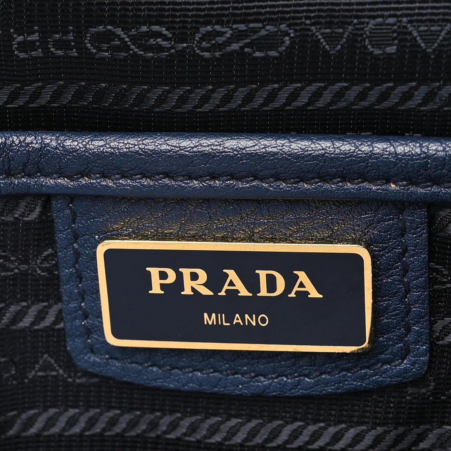Vitello Daino Flap Crossbody Bag Baltico