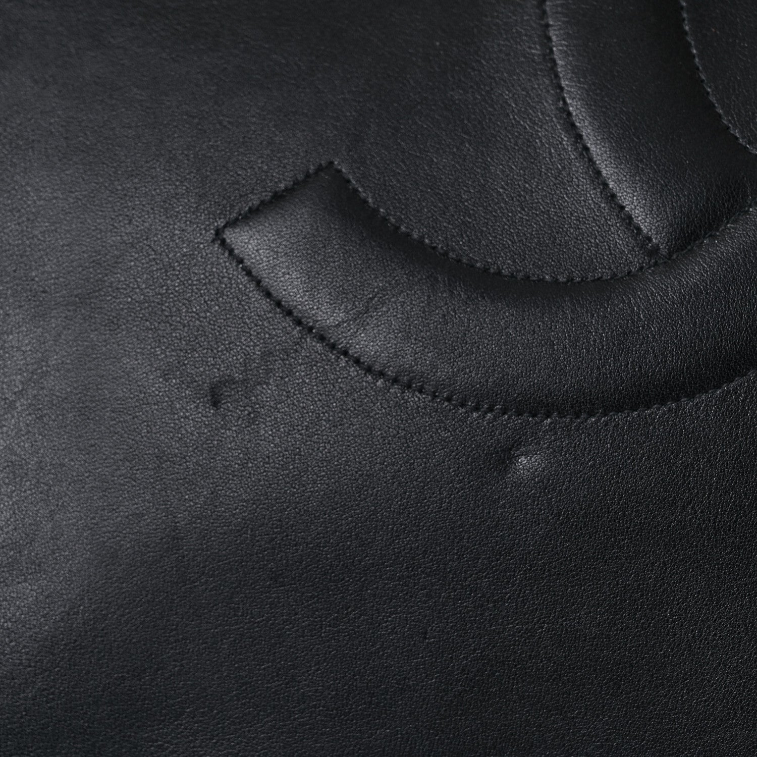 Chanel Lambskin CC Tote Black 20 of 21