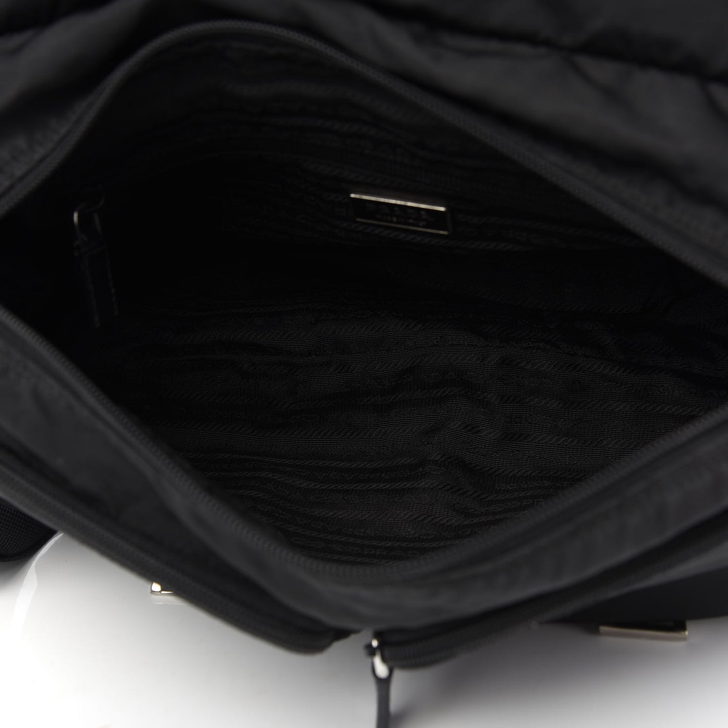 Nylon Vela Sport Messenger Bag Black