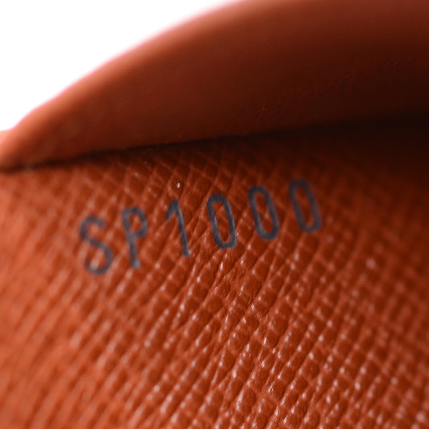 Louis Vuitton Monogram Agenda Cover Small Ring 7 of 7