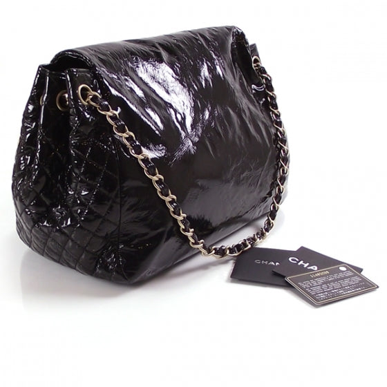 Vinyl The Rock and Chain Flap Black