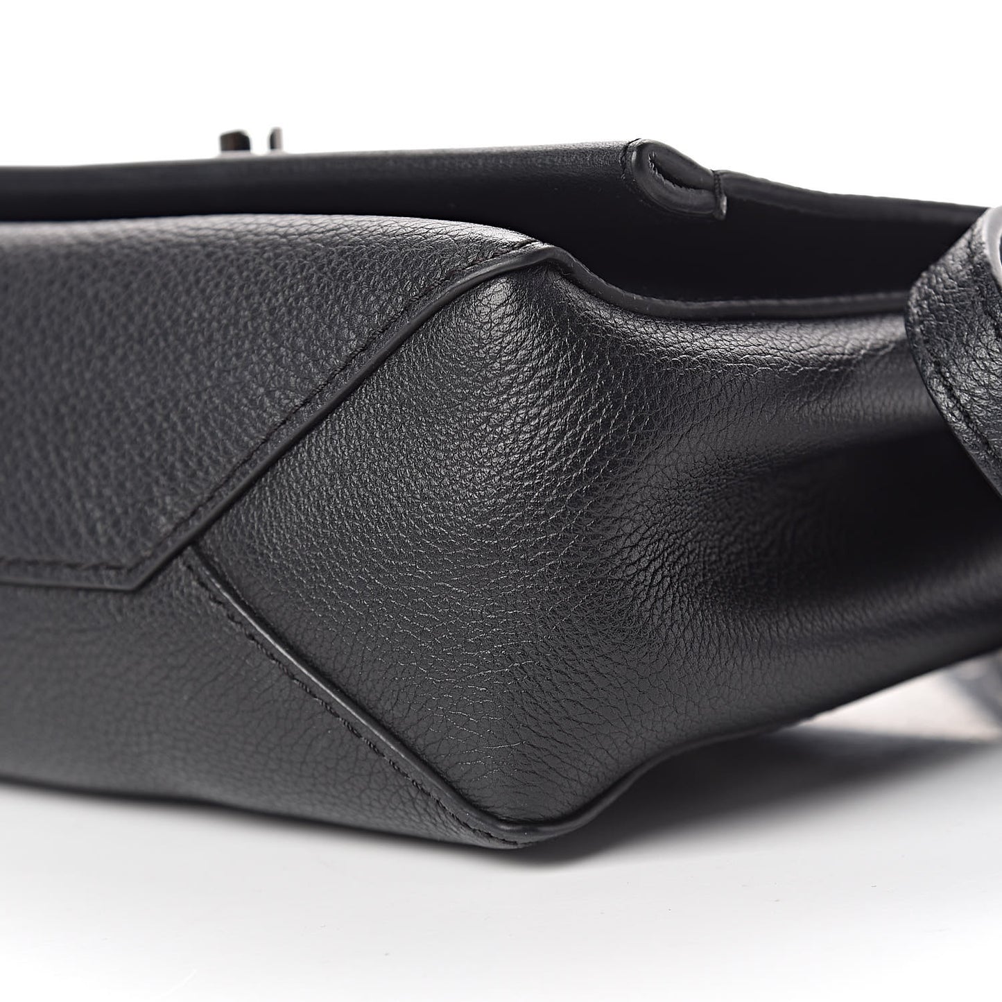 Calfskin Lockme II Chain Bag BB Black