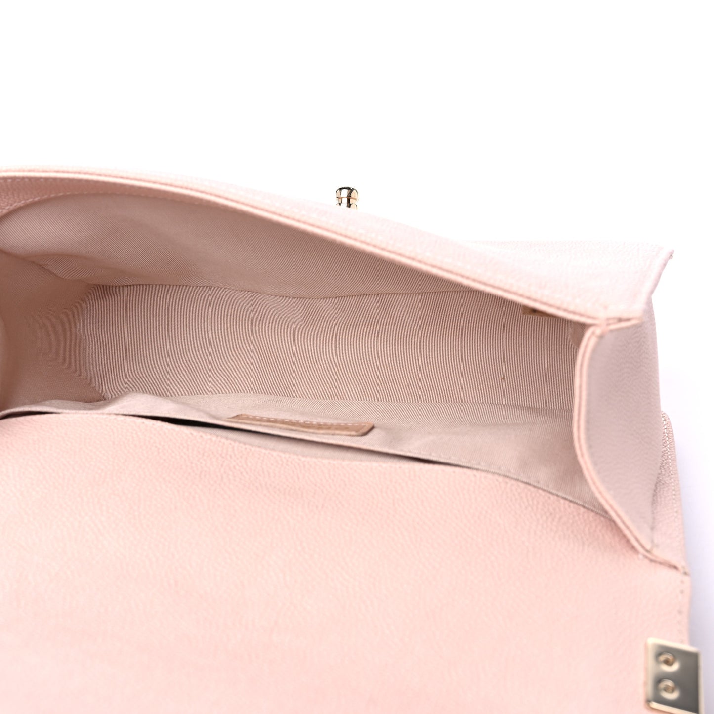 Caviar Chevron Quilted Medium Boy Flap Light Pink