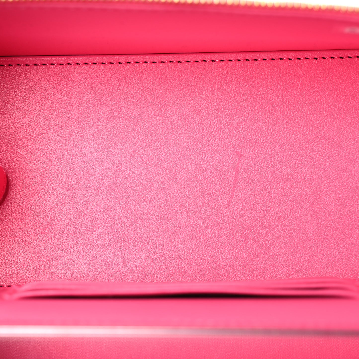 Lambskin Enamel Quilted Small Coco Hearts Vanity Case With Chain Pink
