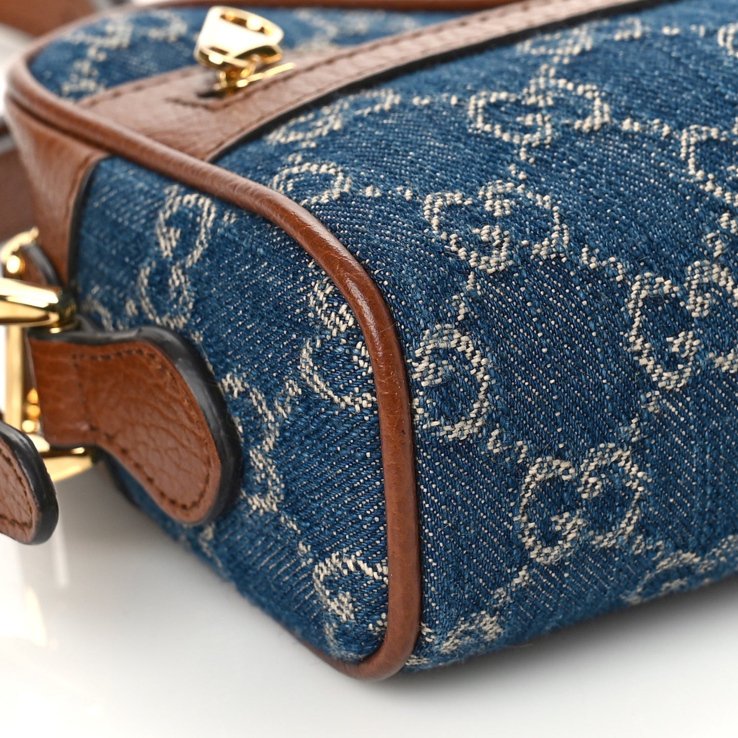 New Denim GG Monogram Dollar Calfskin Mini Ophidia Shoulder Bag Blue Tea Cuir Epilog