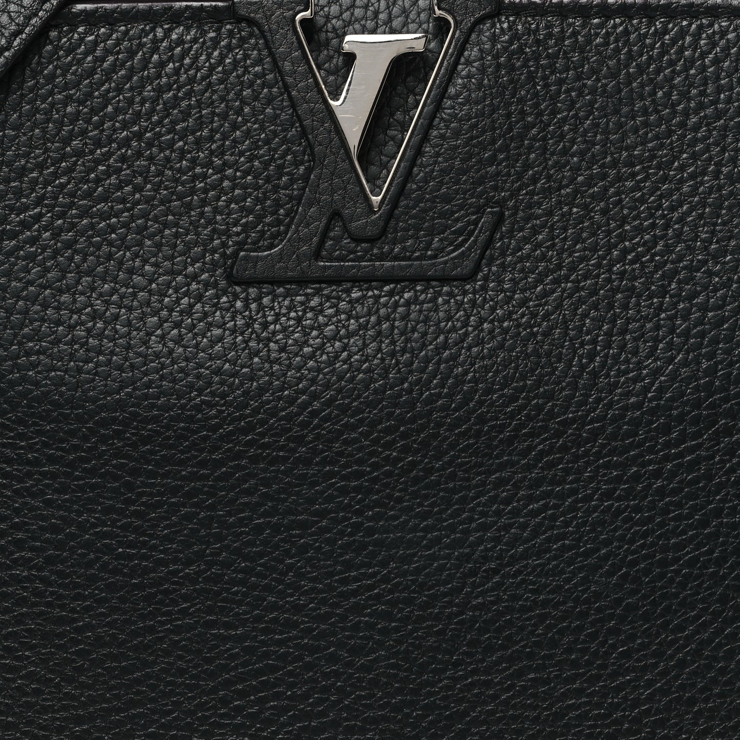Taurillon Snakeskin Capucines PM Black