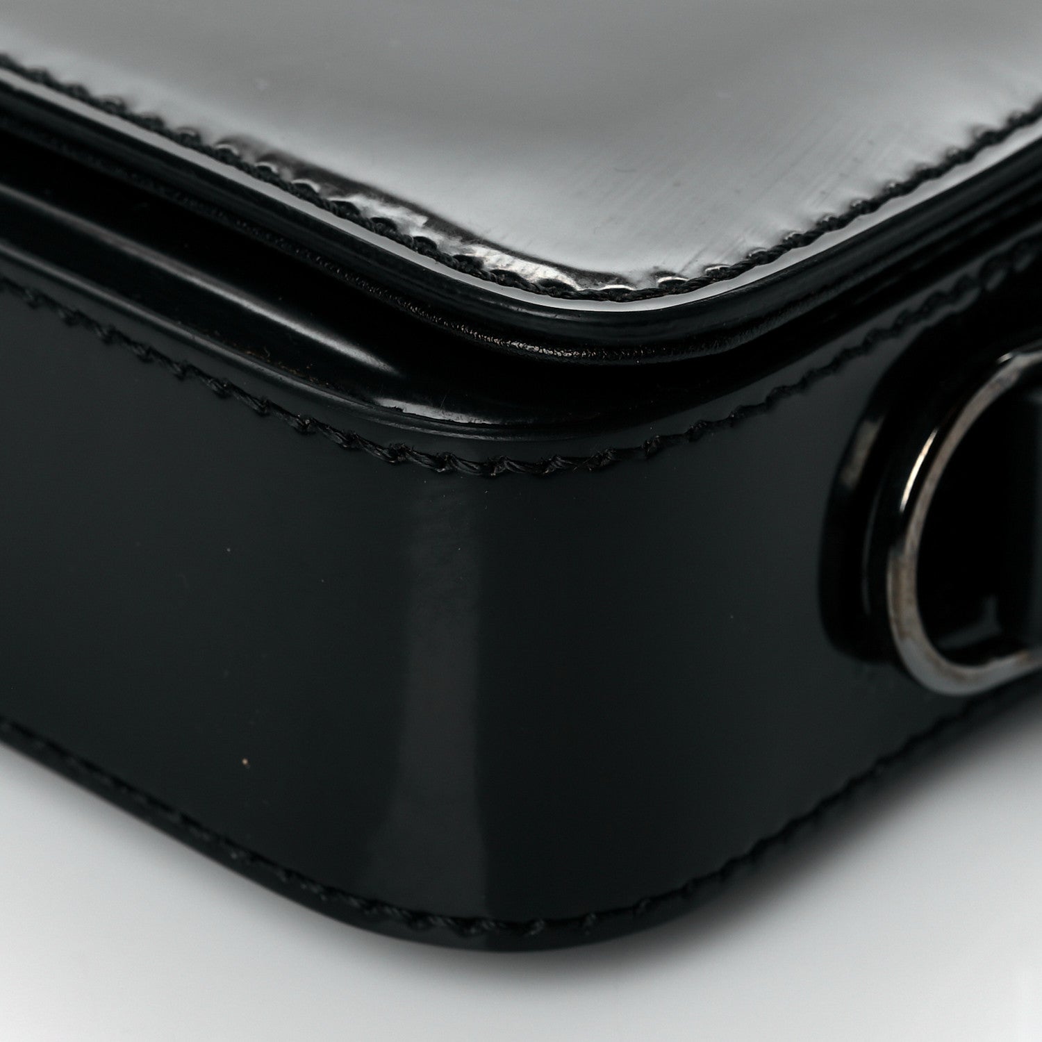 Off-White Patent Mirror Binder Clip Bag Black 10 of 10