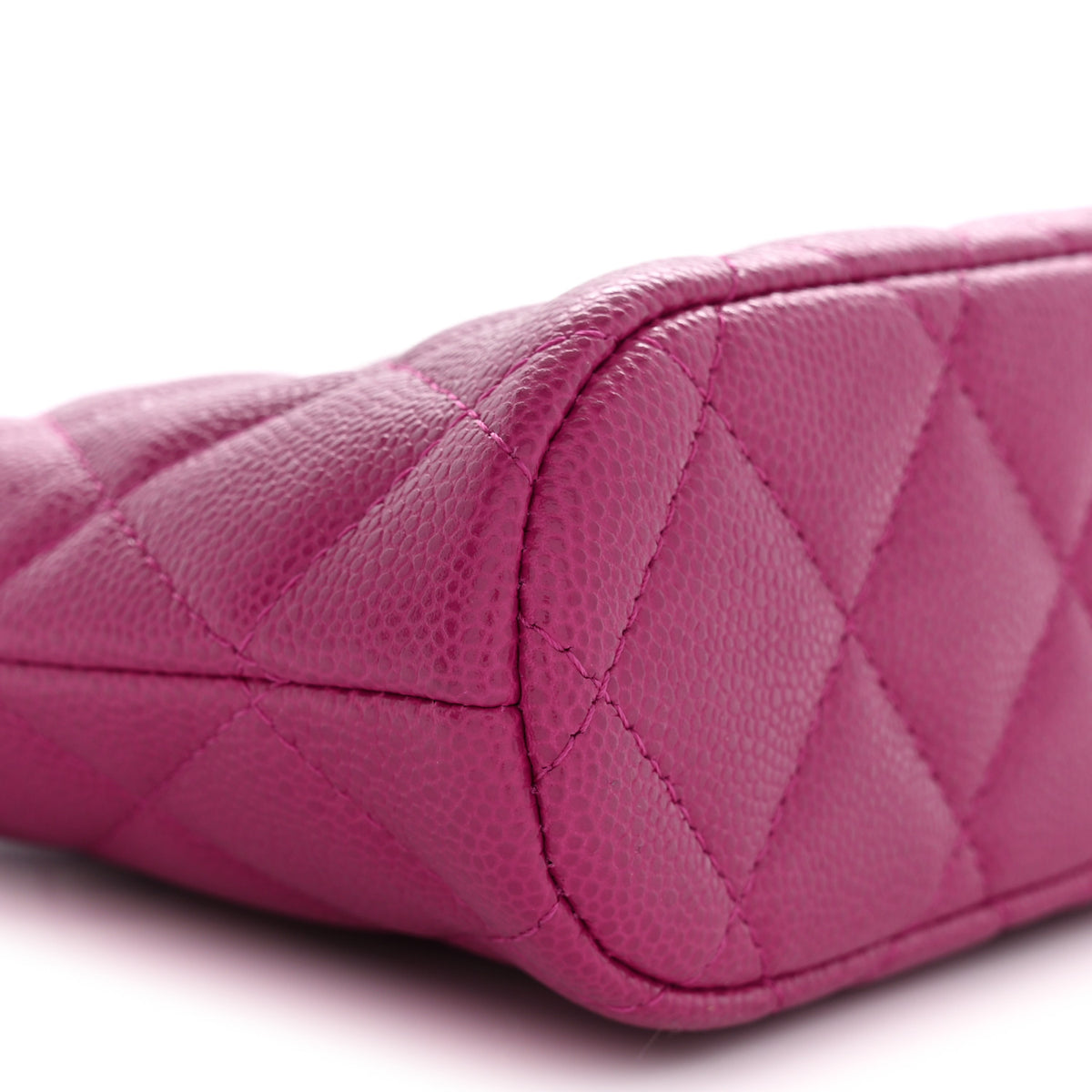 Caviar Quilted Classic Clutch With Chain Fuchsia