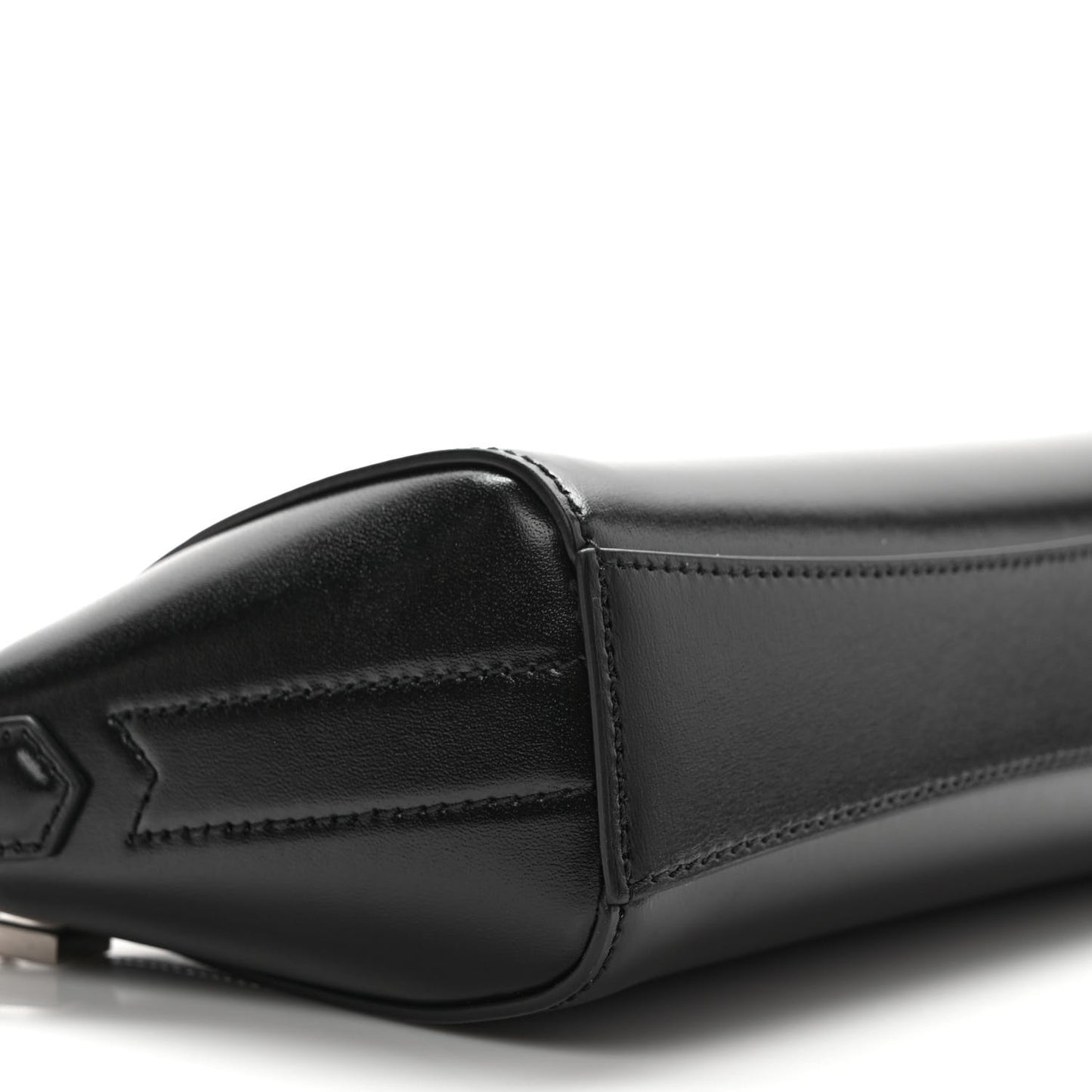 Box Calfskin XS Antigona Black
