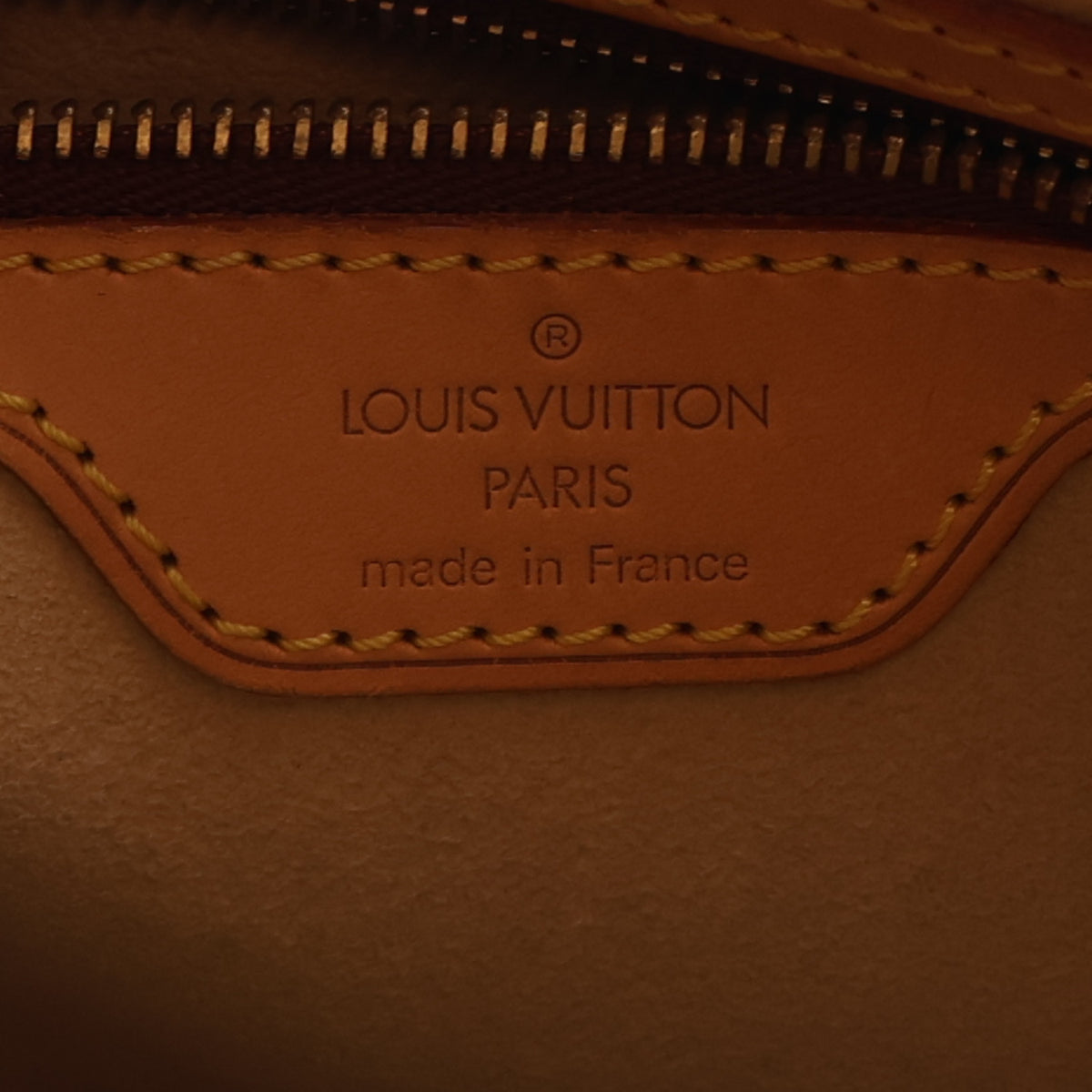Monogram Looping MM