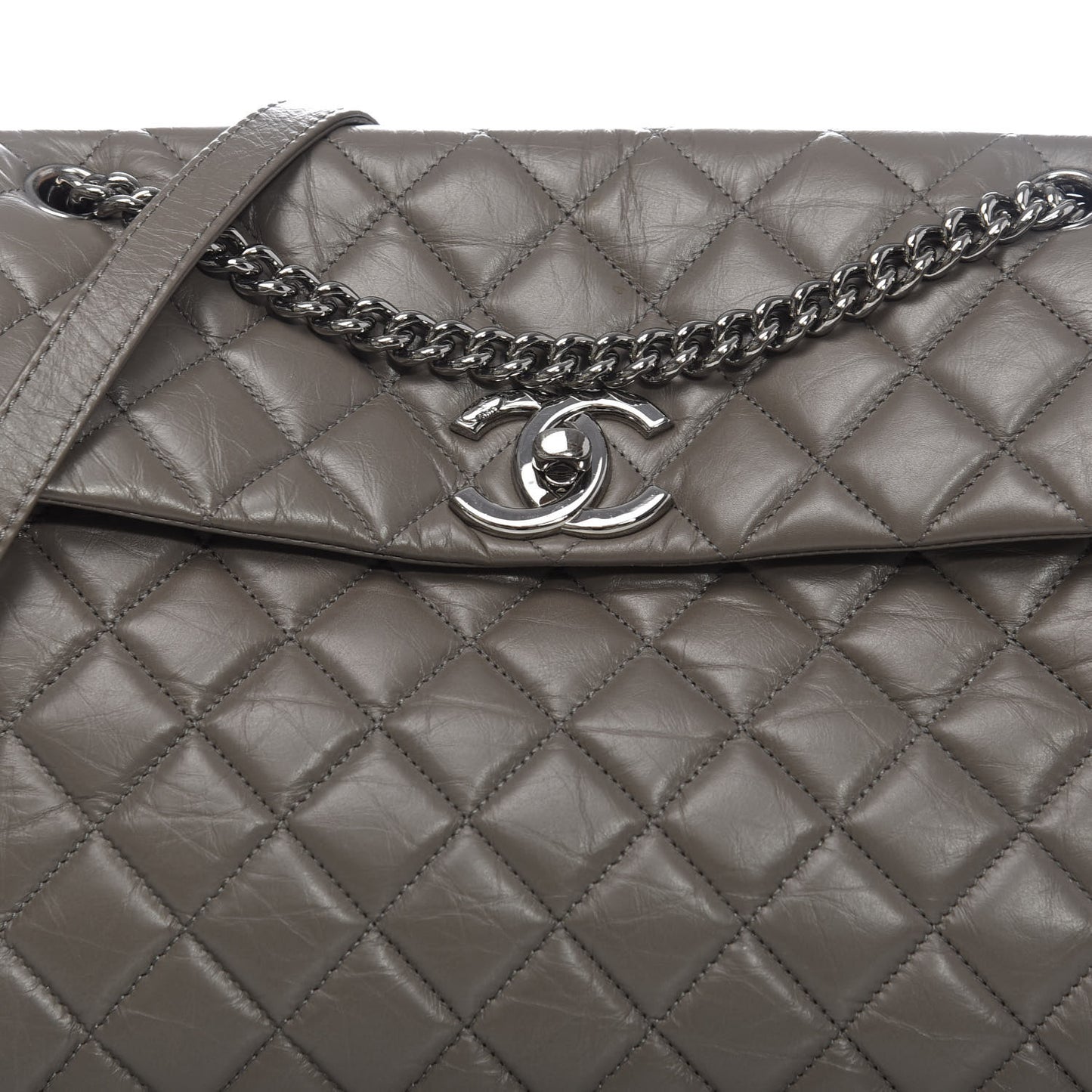 Aged Calfskin Medium Lady Pearly Flap Grey