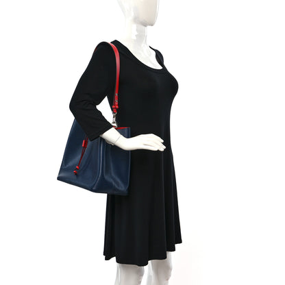 Louis Vuitton Epi Neonoe Indigo Coquelicot 2 of 12