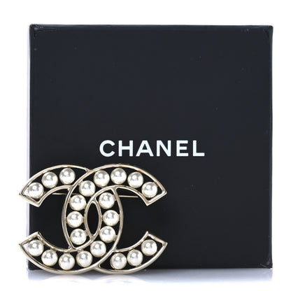 Chanel Pearl CC Brooch Light Gold 4 of 4