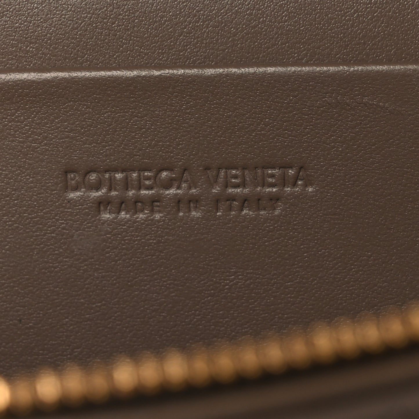 Calfskin Intrecciato Bang Bang Vanity Case Pinecone