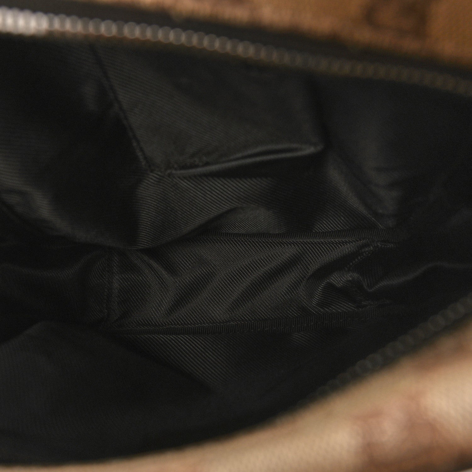 Gucci Monogram Messenger Bag Brown 5 of 9